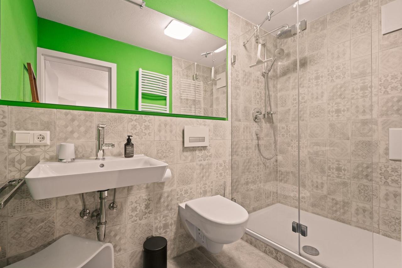 Farbenfrohe Altbauwohnung, Top Ausstattung FDH Exteriér fotografie
